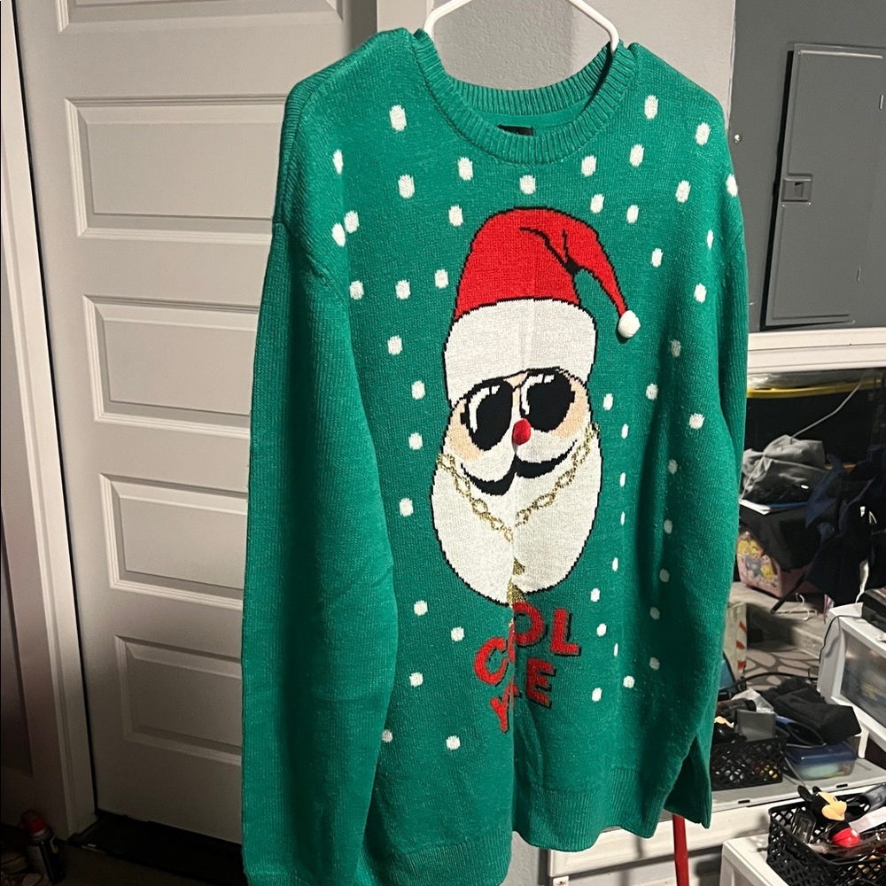H&M Green Santa Crewneck Sweater